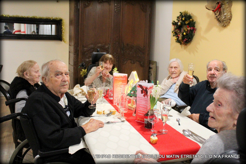 REPAS DU RÉVEILLON DE NOËL