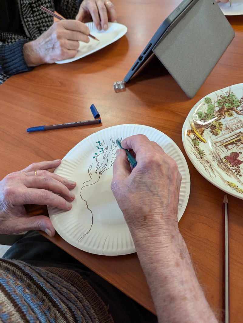 ANIMATION À L'UNITÉ PROTÉGÉE EN MARS: •L’art-thérapie