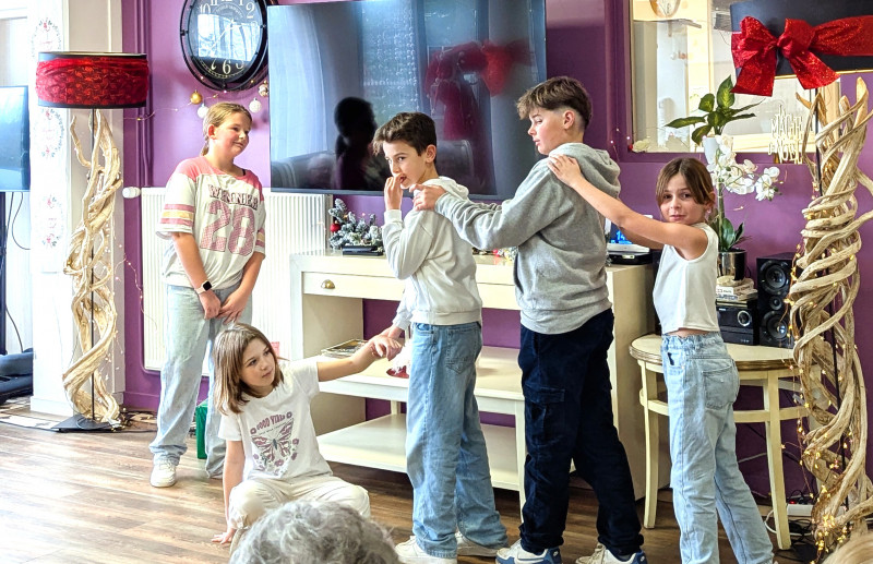 Les élèves d’Étretat font leur théâtre à la résidence