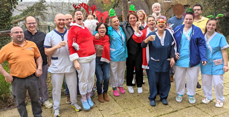 L'ENSEMBLE DE LA RÉSIDENCE ÉTOILE DU MATIN VOUS SOUHAITENT UN JOYEUX NOËL !