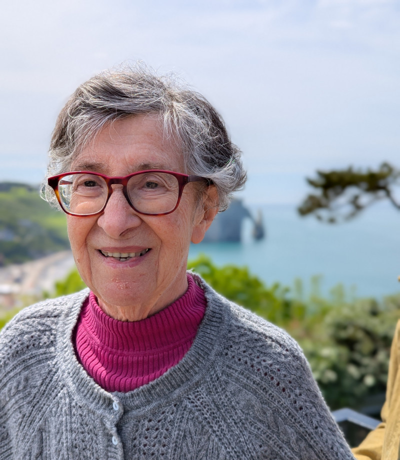 À la découverte du Jardin d’Étretat : sculptures et floraisons envoûtantes