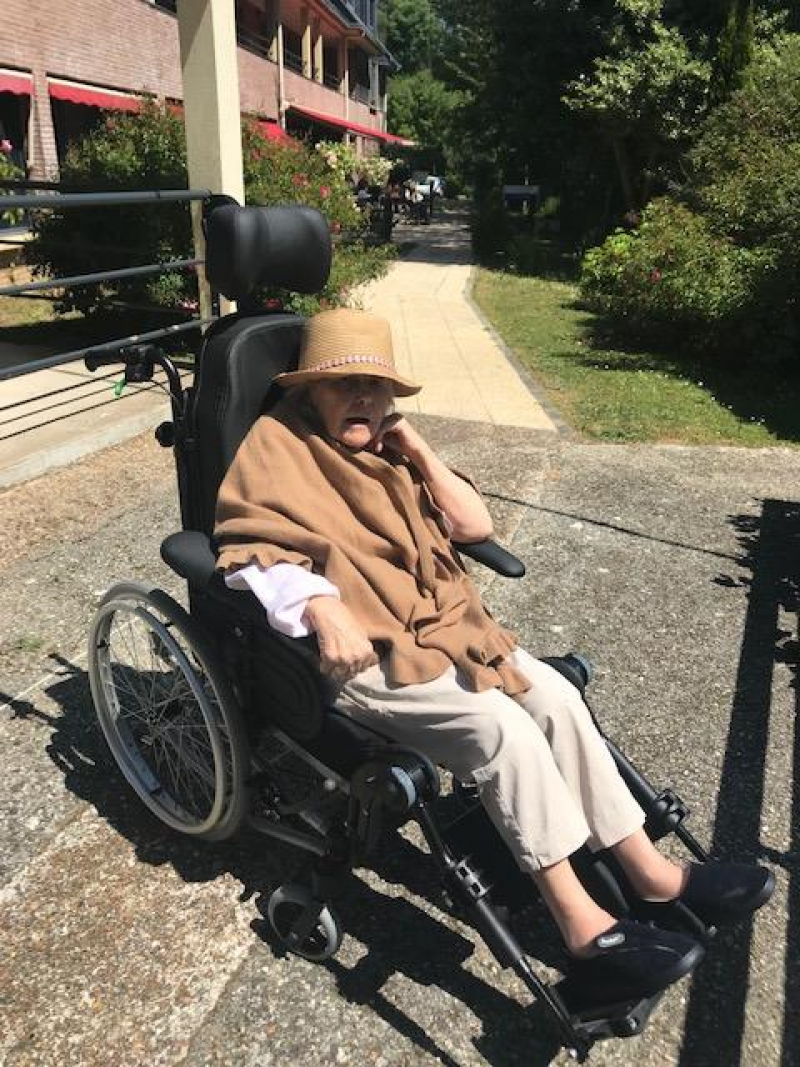 PROMENADE DANS LE PARC AVEC JULIE
